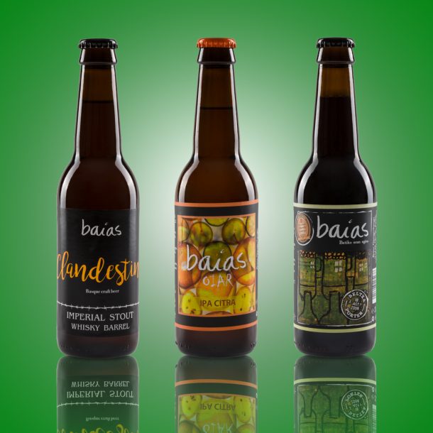 foto de bodegón de 3 botellas de cerveza de la marca baias realizada por fotograma empresas de vitoria