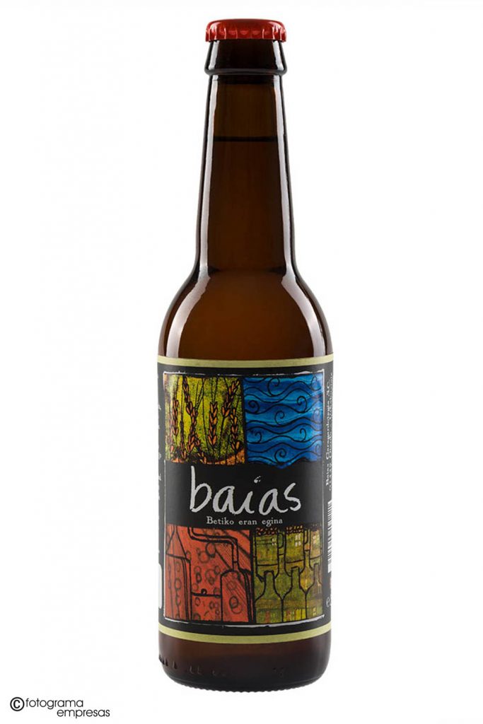 foto de producto de botellín de cerveza de la marca Baias realizada por Fotograma Empresas de Vitoria