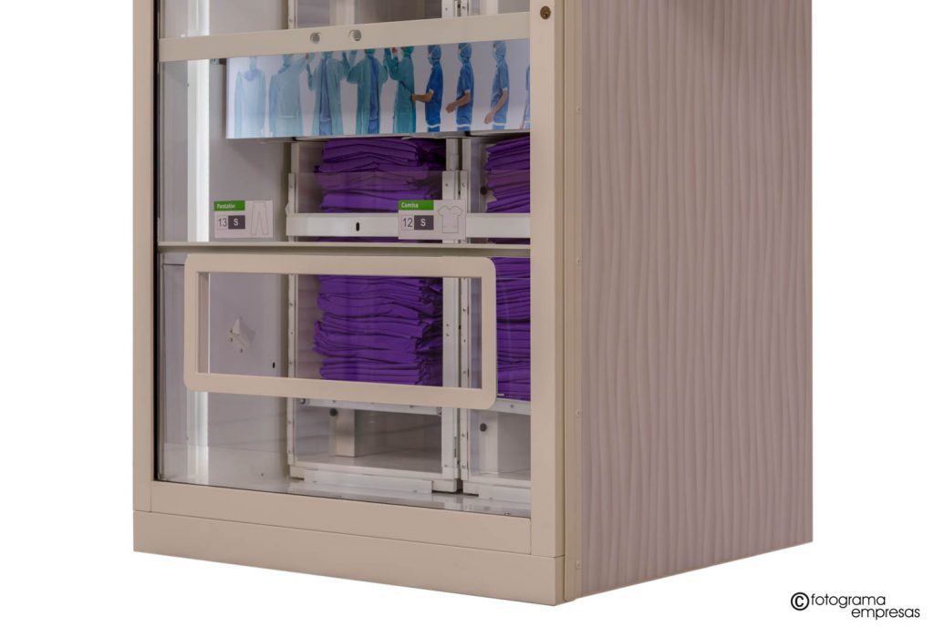 foto de producto maquina de vending de la marca Mölnlycke realizada por Fotograma Empresas de Vitoria