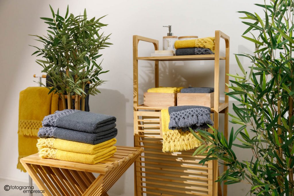 foto de producto de toallas de baño de la marca Cotton Artean realizada por Fotograma Empresas de Vitoria