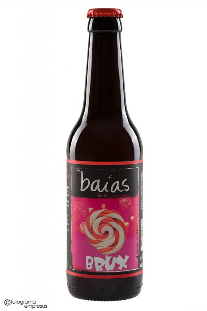 foto de producto de botellín de cerveza de la marca Baias realizada por Fotograma Empresas de Vitoria
