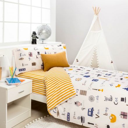 foto de ropa de cama de la marca Cotton Artean sobre una cama de una habitacion realizada por Fotograma Empresas de Vitoria